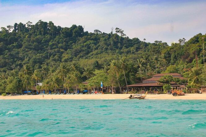 Koh Ngai: a beautiful, though not the most budget-friendly island in Thailand