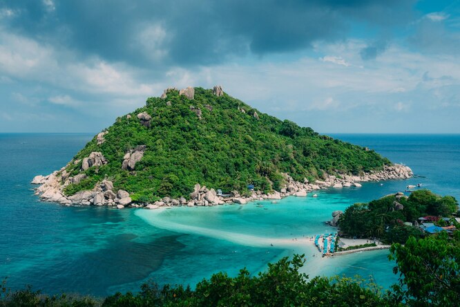 Koh Nang Yuan: The Perfect Journey to Paradise