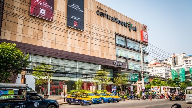 Central Festival is the best shopping center in Pattaya.