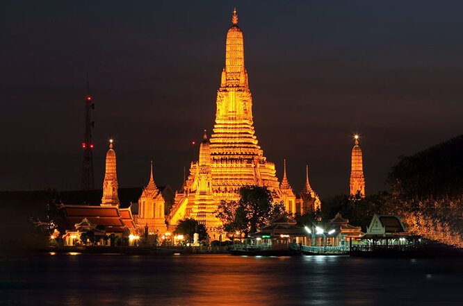 Wat Arun (Temple of Dawn) is a landmark of amazing Thailand.