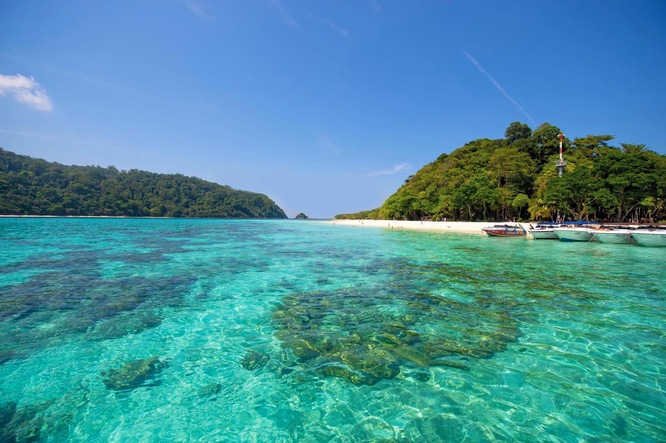 Ko Rock Islands near Ko Lanta